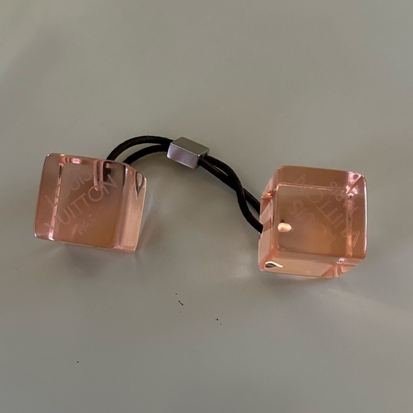 LOUIS VUITTON RARE VINTAGE HAIR TIE PONYTAIL HOLDER PINKISH - Picture 5 of 6